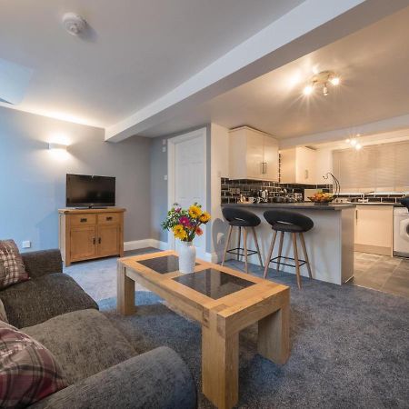 Southernhay Basement Apartment Έξετερ Εξωτερικό φωτογραφία